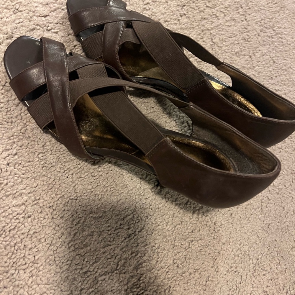 Covington heels - Picture 2 of 4
